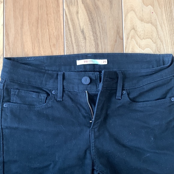 LEVI’S 711 Mid Rise Skinny Jeans - Picture 3 of 8